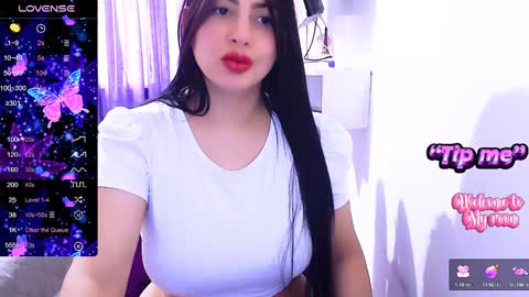 Snapshot of siddhy592 chatting on 12/16/24, 03:11 sidhy online show from 12/16/24, 03:11