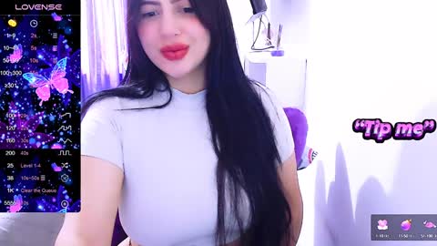 Snapshot of siddhy592 chatting on 12/17/24, 03:49 sidhy online show from 12/17/24, 03:49