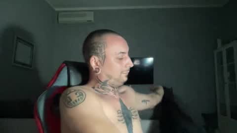 sidvicious23cm online show from 02/03/26, 06:24