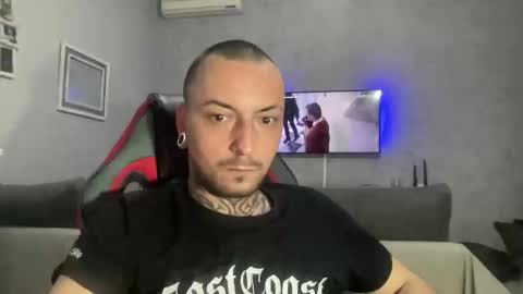 sidvicious23cm online show from 02/05/26, 09:52