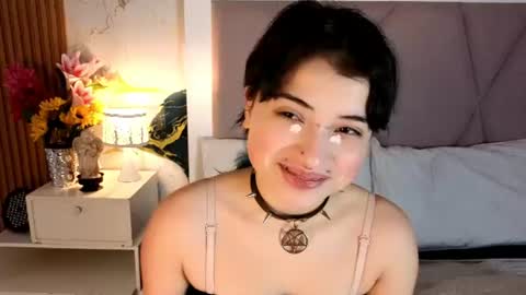 Snapshot of sienna_desiree chatting on 07/01/26, 12:51 Sienna Desieree online show from 07/01/26, 12:51