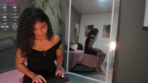 sienna_glow online show from 11/04/25, 12:15