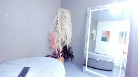 sienna_glow online show from 03/25/26, 02:23