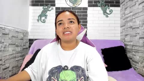 sienna_lux01 online show from 03/04/26, 03:51