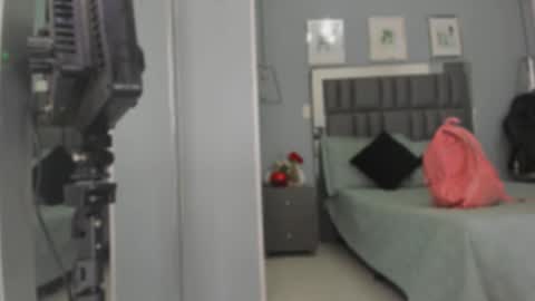 Keira online show from 10/12/25, 10:58