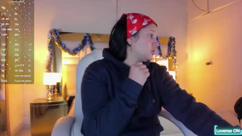 Sienna  online show from 12/23/25, 11:08