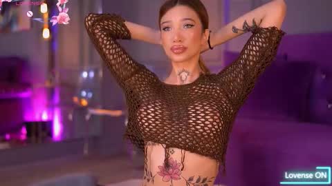 Sienna online show from 10/25/25, 05:51