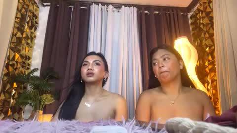 Snapshot of siennakatz chatting on 10/27/25, 07:01 siennakatz online show from 10/27/25, 07:01