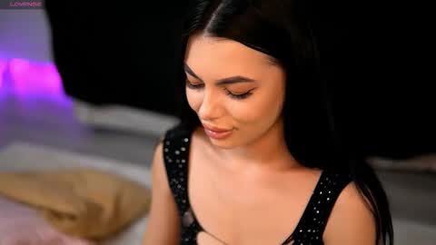 Maria online show from 10/21/25, 10:27