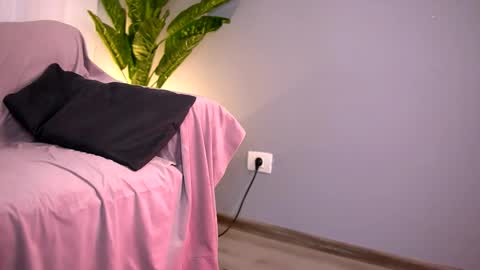 Maria online show from 12/02/25, 11:15