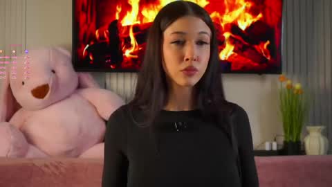 Eva  online show from 04/05/26, 11:29