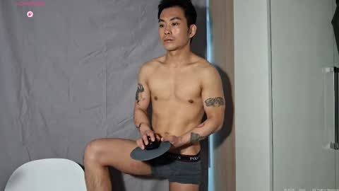 Silas Kim online show from 04/12/26, 07:24