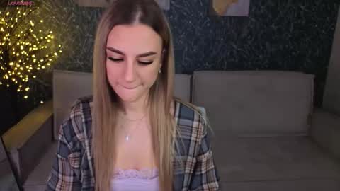 Snapshot of silen_tori chatting on 02/25/26, 02:21 Silen online show from 02/25/26, 02:21