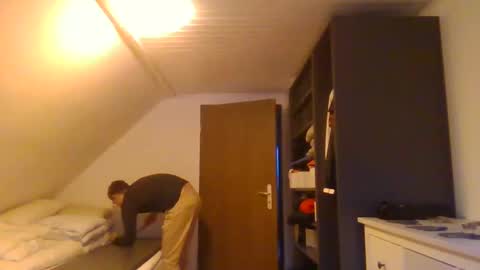 silent_control93 online show from 12/30/24, 03:24