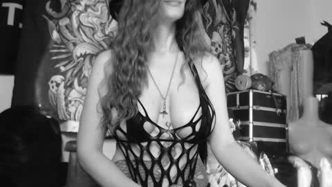 Allmylinkssilentmary666 online show from 05/11/26, 03:23