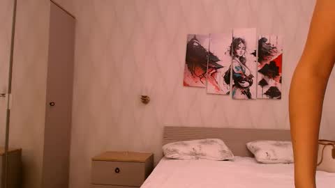 Snapshot of silk_ann chatting on 11/28/25, 04:48 silk_ann online show from 11/28/25, 04:48