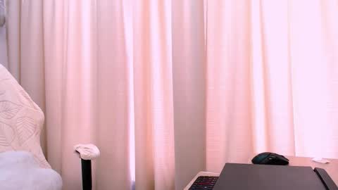 Snapshot of silk_ann chatting on 03/03/26, 05:35 silk_ann online show from 03/03/26, 05:35