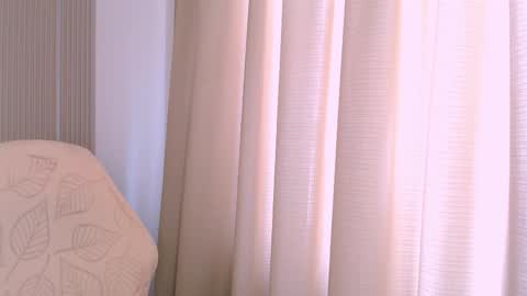 Snapshot of silk_ann chatting on 03/24/26, 06:18 silk_ann online show from 03/24/26, 06:18
