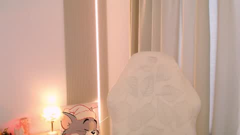 Snapshot of silk_ann chatting on 04/08/26, 08:03 silk_ann online show from 04/08/26, 08:03