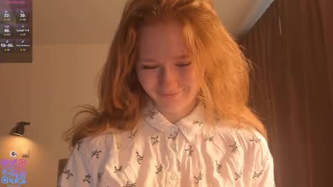 Snapshot of silkencrave chatting on 10/04/25, 07:06 Call me Mia online show from 10/04/25, 07:06