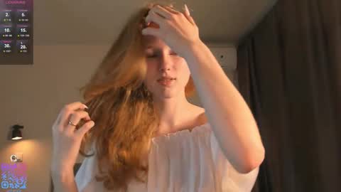 Snapshot of silkencrave chatting on 10/15/25, 12:16 Call me Mia online show from 10/15/25, 12:16