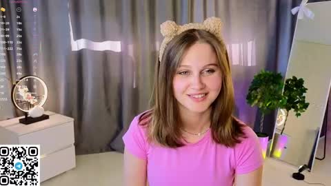 Alice online show from 05/21/26, 02:02
