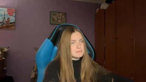 Erica online show from 04/13/26, 06:13