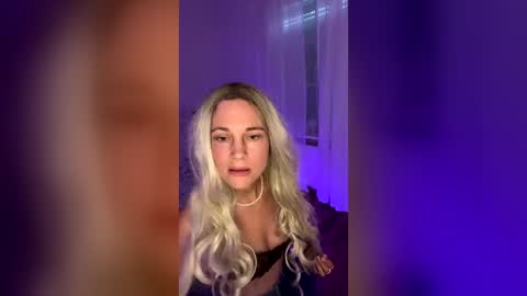 Blonde dream  online show from 07/07/26, 05:17