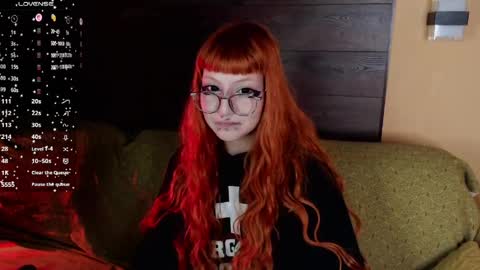 Snapshot of silly_soul chatting on 03/26/26, 10:48 Mia online show from 03/26/26, 10:48