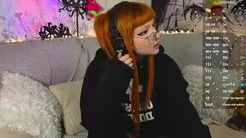 Mia online show from 05/30/26, 07:44