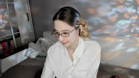 Kate online show from 03/03/26, 08:15