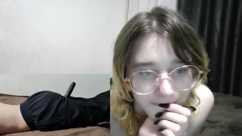 Kate online show from 05/19/26, 07:42