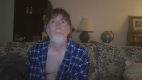 Snapshot of silverfunfox chatting on 05/29/26, 01:03 silverfunfox online show from 05/29/26, 01:03