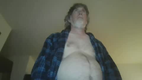 Snapshot of silverfunfox chatting on 06/14/26, 03:19 silverfunfox online show from 06/14/26, 03:19
