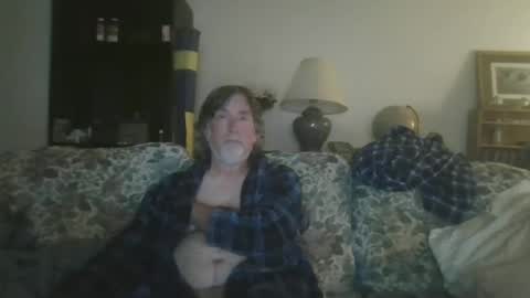 Snapshot of silverfunfox chatting on 06/25/26, 06:40 silverfunfox online show from 06/25/26, 06:40