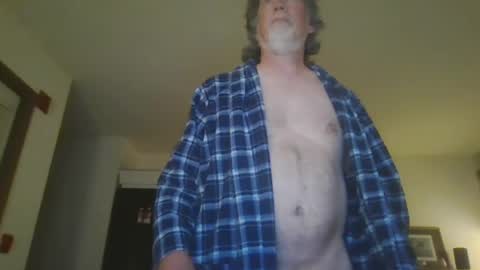 Snapshot of silverfunfox chatting on 07/19/26, 03:43 silverfunfox online show from 07/19/26, 03:43