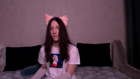 silvermuse online show from 11/06/25, 06:42