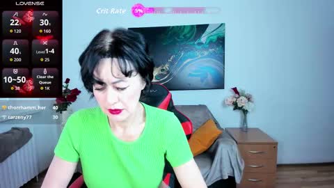 Silvia Wallec online show from 02/15/26, 08:13