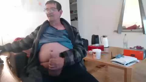 silvioausluzernCH2 online show from 03/11/26, 07:03