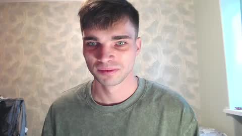 Snapshot of simbo_cool chatting on 09/30/25, 05:01 Simba online show from 09/30/25, 05:01