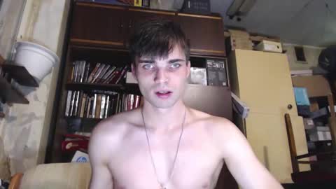 Snapshot of simbo_cool chatting on 10/30/25, 12:01 Simba online show from 10/30/25, 12:01