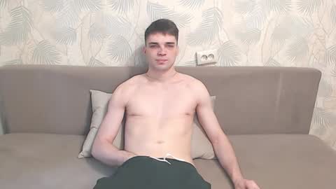 Snapshot of simbo_cool chatting on 03/16/26, 10:30 Simba online show from 03/16/26, 10:30