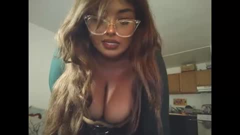 Simin Fox online show from 10/24/25, 11:34