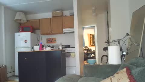 Simin Fox online show from 10/31/25, 07:48