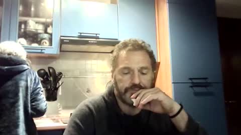 Snapshot of simodav chatting on 02/13/26, 07:43 simodav online show from 02/13/26, 07:43