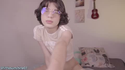 Little Sunshine online show from 02/04/25, 04:18