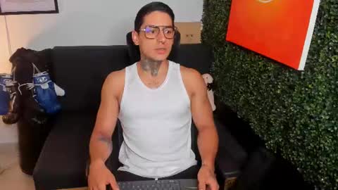 Simon Cortes online show from 07/26/26, 11:17