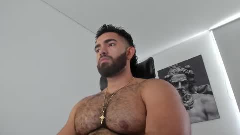 Snapshot of simon_leon01 chatting on 07/19/26, 05:16 simon_leon01 online show from 07/19/26, 05:16
