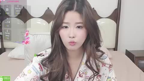 Snapshot of simonastephanie chatting on 11/14/25, 12:20 simonastephanie online show from 11/14/25, 12:20