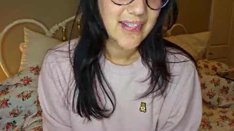 simonesighren online show from 04/15/26, 05:14